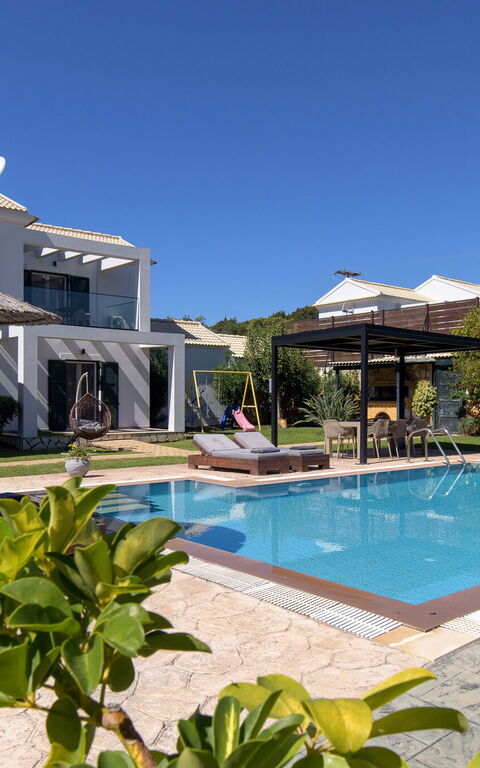 Villa Carreta: Building Exterior, Outdoor, Pool