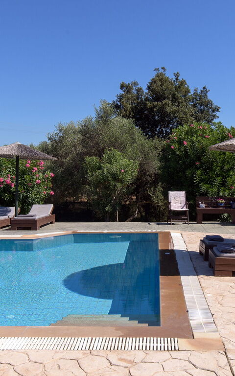 Villa Carreta: Building Exterior, Outdoor, Pool