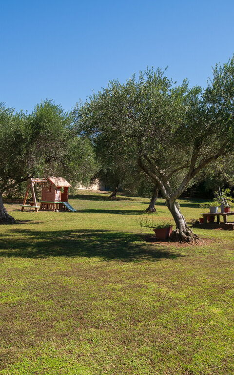 Villa Melitti: Building Exterior, Garden, Outdoor