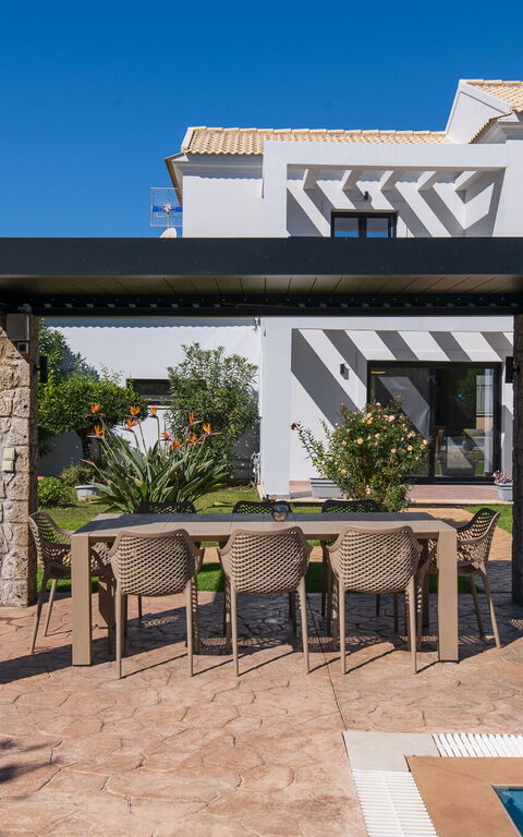 Villa Melitti: Building Exterior, Garden, Outdoor