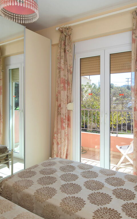 Doctor'S House: Bedroom