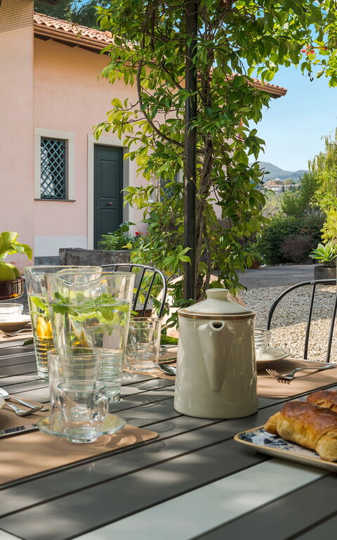 Villa Agrume: Balcony / Terrace / Patio, Building Exterior, Outdoor