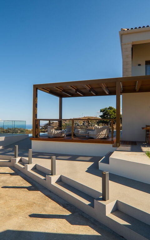 Lofos Horizon Villa: Building Exterior, Outdoor