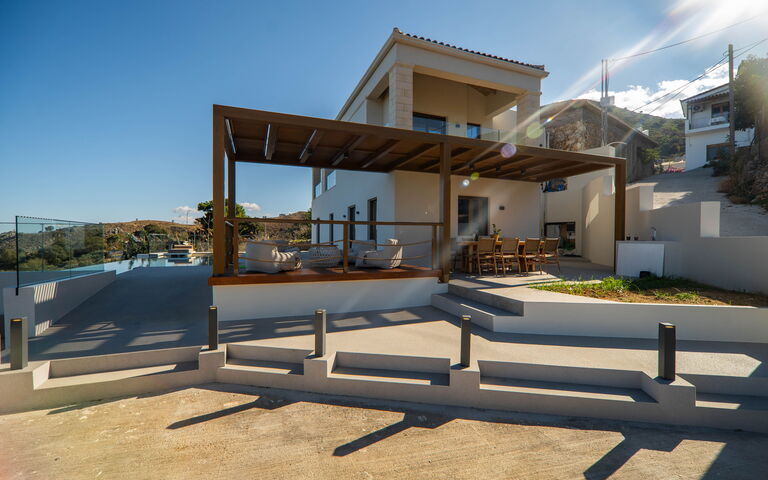 Lofos Horizon Villa: Building Exterior, Outdoor