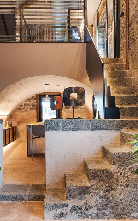 Muna Retreat: Other Room, Room Detail