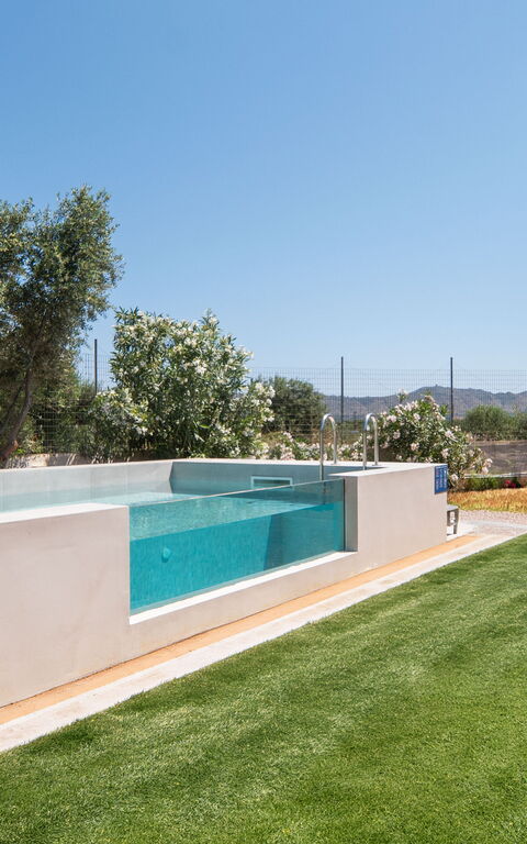 Magnolia: Garden, Outdoor, Pool