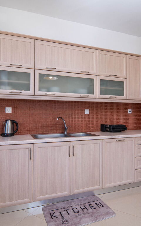 Magnolia: Kitchen