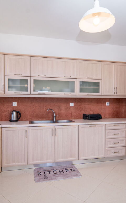 Magnolia: Kitchen