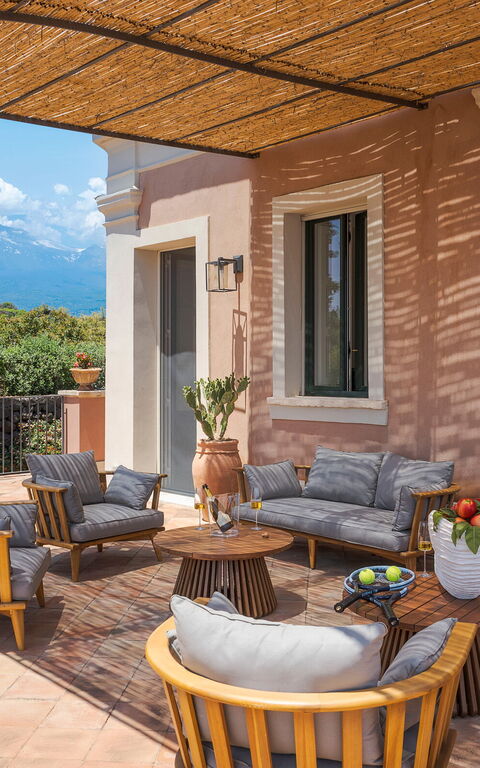 Villa Continella: Balcony / Terrace / Patio, Building Exterior, Outdoor