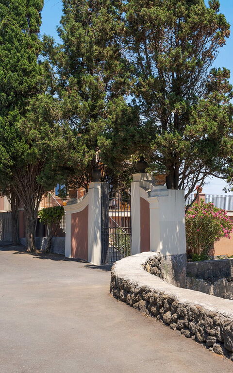 Villa Continella: Main Entrance