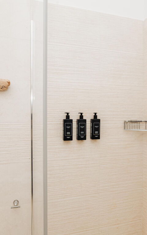 Villa Marinella: Bathroom