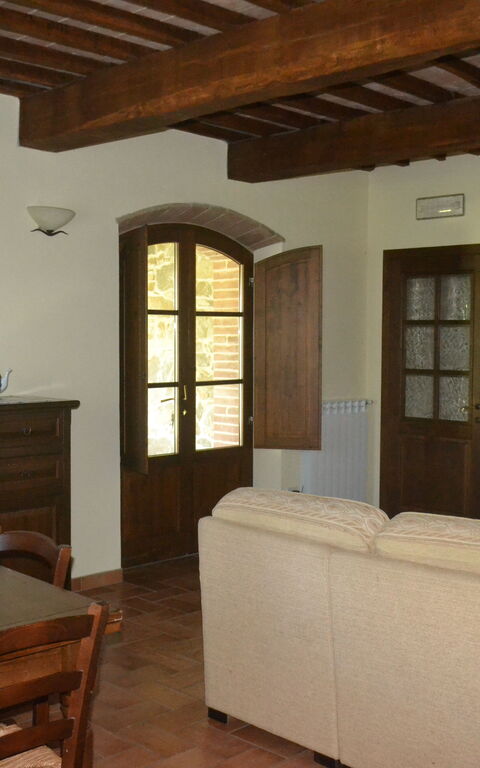 Podere Peteglia: Dining Room, Living Room