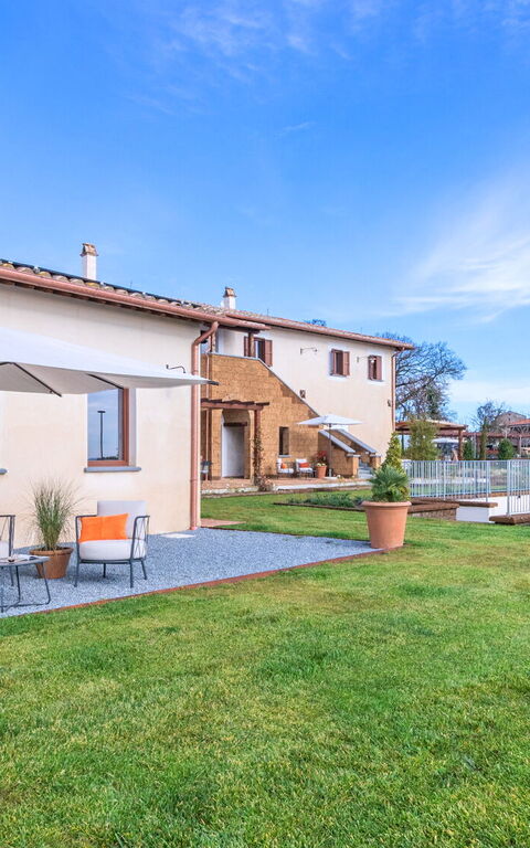 Tenuta Poggio Guiano: Building Exterior, Garden, Outdoor