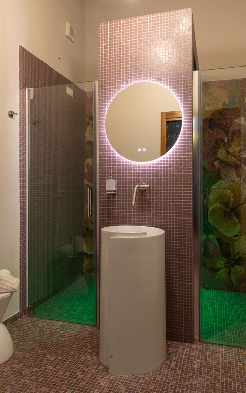 Tenuta Poggio Guiano: Bathroom, Common Room