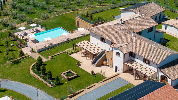 Tenuta Poggio Guiano: Building Exterior, Garden, Outdoor, Pool, Scenic View