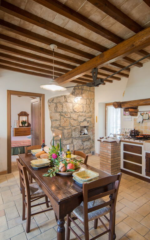 Villa Civita: Dining Room, Kitchen