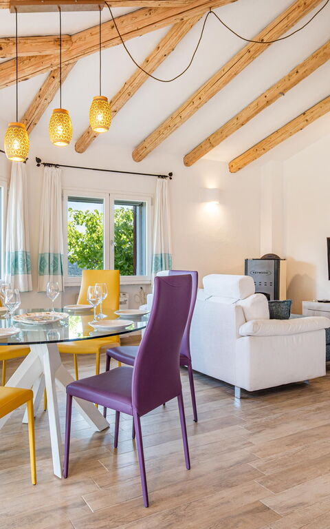 Villa Zephyros: Dining Room, Living Room