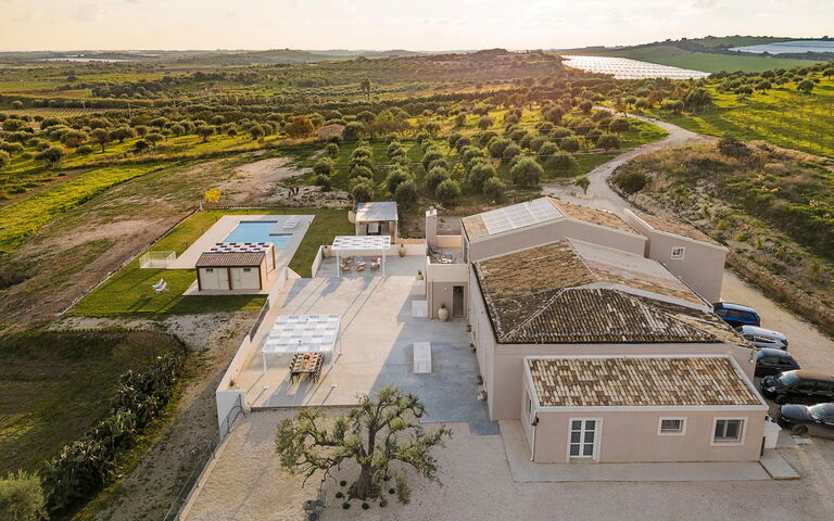 Dimora Bufalefi: Building Exterior, Outdoor, Pool