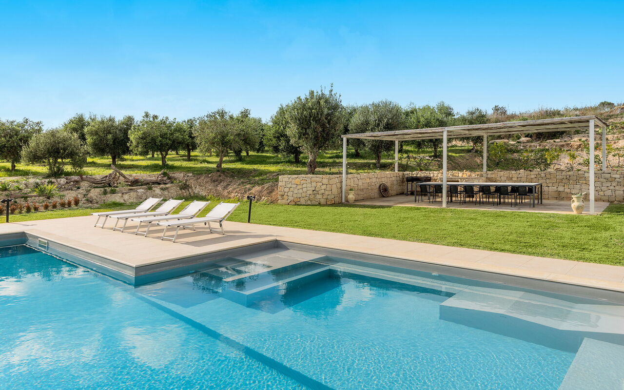 Dimora Bufalefi: Building Exterior, Garden, Outdoor, Pool