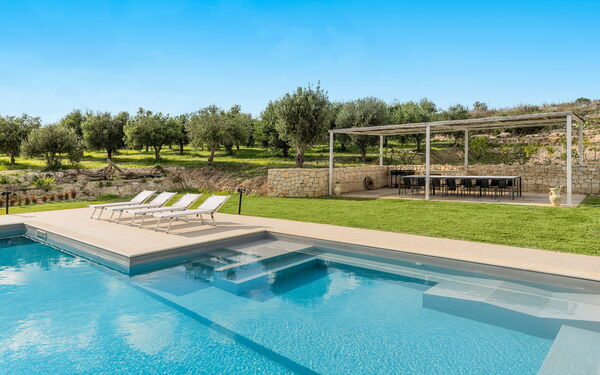 Dimora Bufalefi: Building Exterior, Garden, Outdoor, Pool