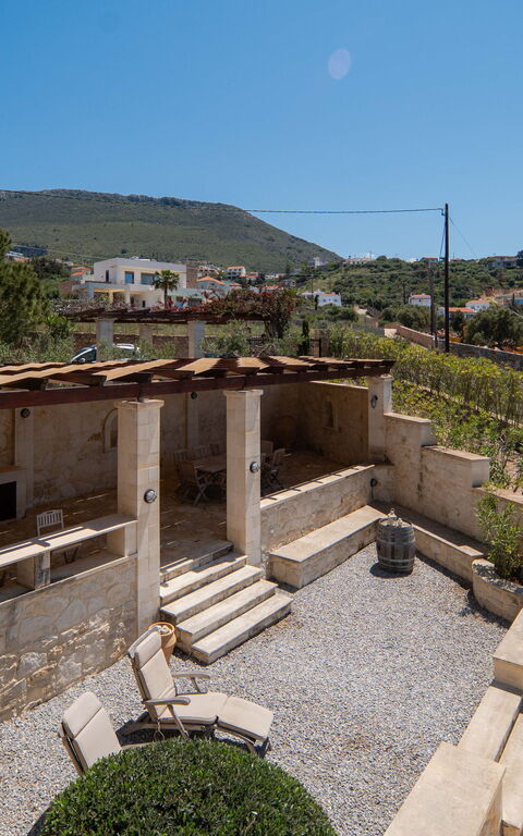 Villa Pi: Building Exterior, Outdoor