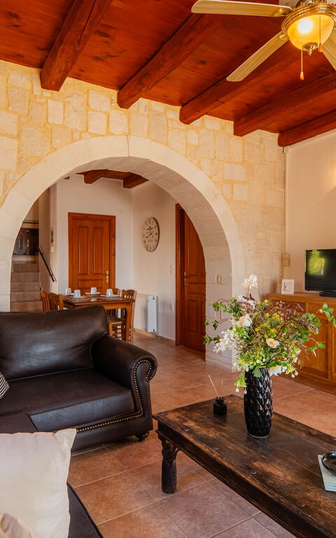 Villa Pi: Living Room