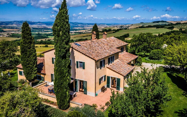 Podere i Prati: Building Exterior, Outdoor, Scenic View