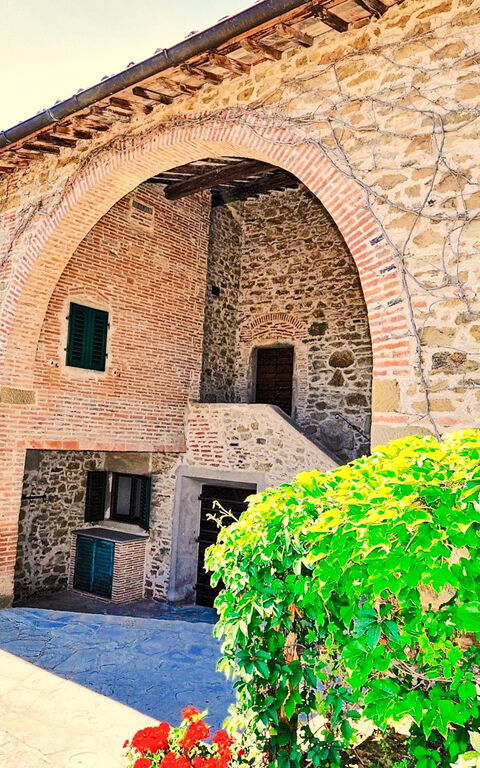 Villa Ulivacci: Building Exterior