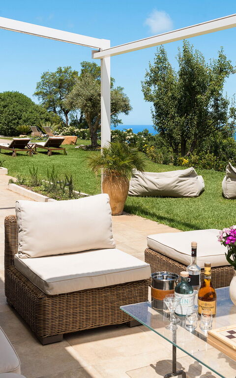 Casita: Balcony / Terrace / Patio, Building Exterior, Garden, Outdoor