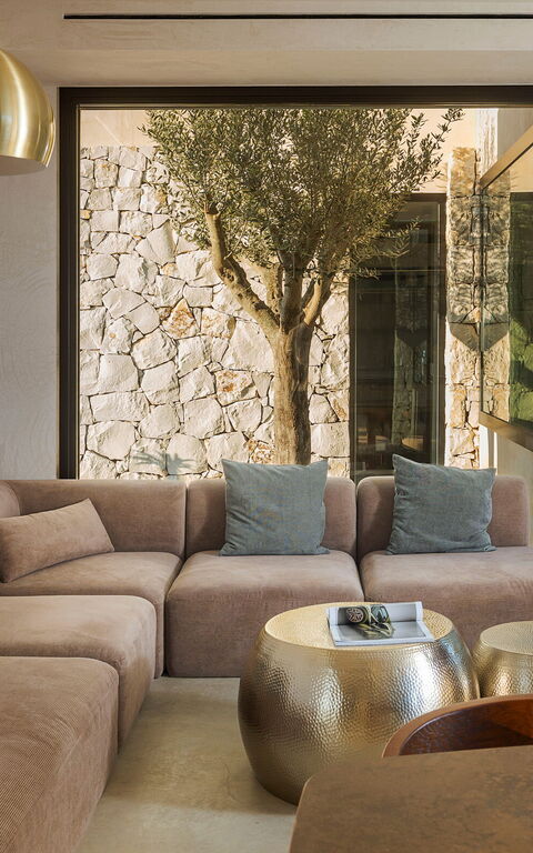 Eos Villa: Living Room