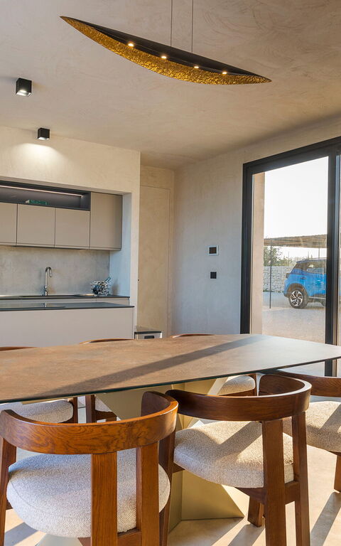 Eos Villa: Dining Room, Kitchen