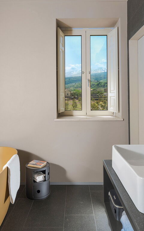 Fiumè: Bathroom
