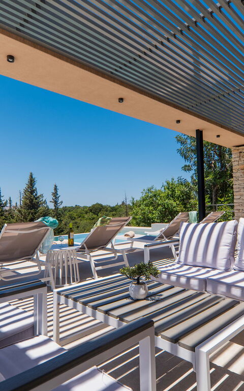 Villa Melia: Outdoor, Pool