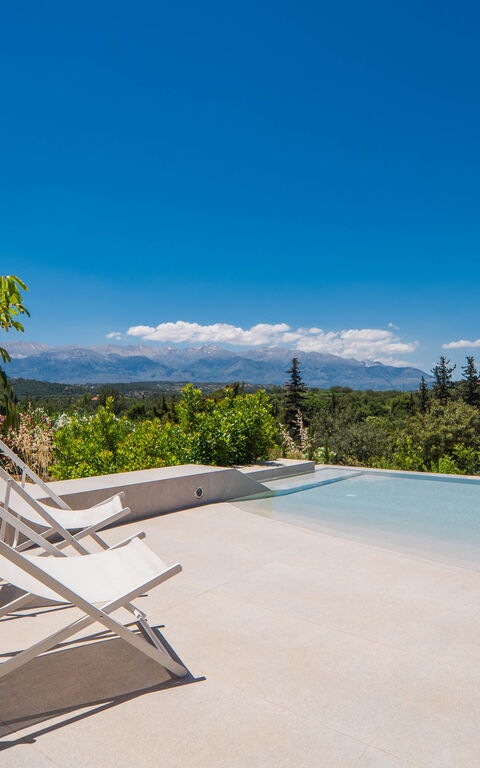 Villa Melia: Outdoor, Pool