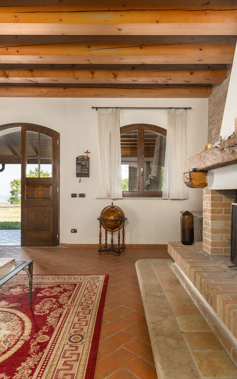 Villa Belvedere San Bartolo: Living Room