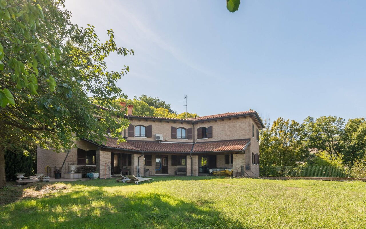 Villa Belvedere San Bartolo: Building Exterior, Garden, Outdoor