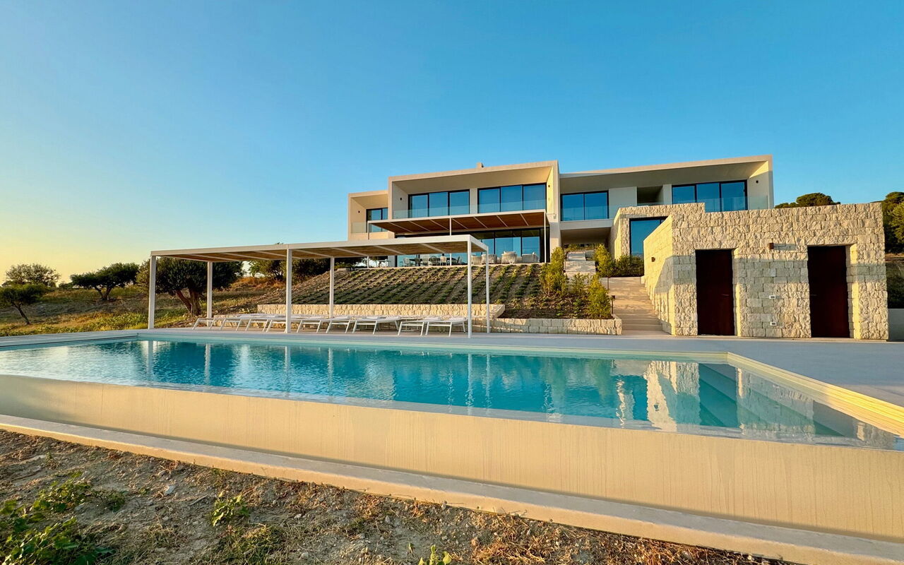 Terra di Bertolino: Building Exterior, Outdoor, Pool