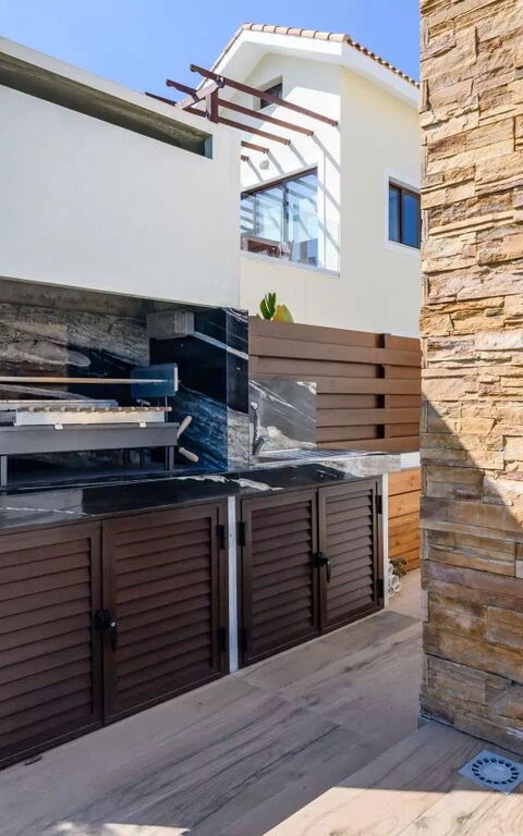 Serenity Seafront Villa: Balcony / Terrace / Patio, Building Exterior, Outdoor