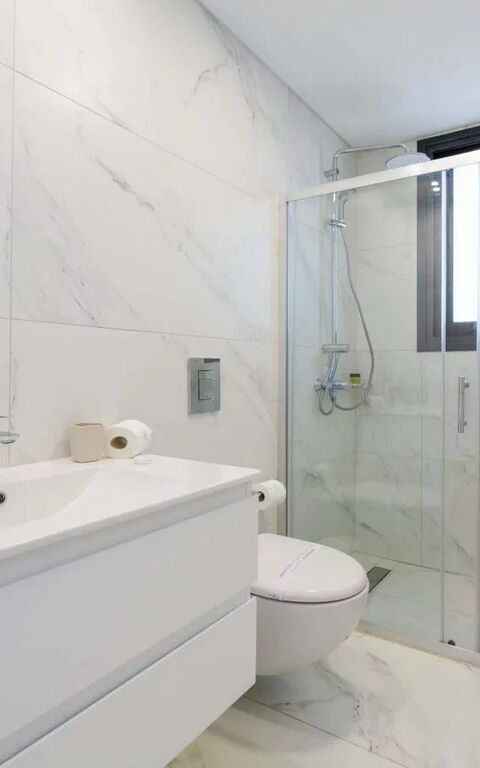 By the Beach - Sea Pearl Villa: Bathroom