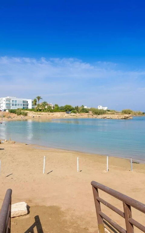By the Beach - Sea Pearl Villa: Summer