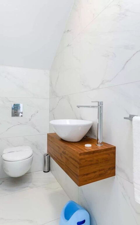 By the Beach - White Coral Villa: Bathroom