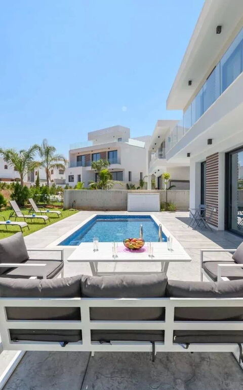 By the Beach - White Coral Villa: Building Exterior, Garden, Outdoor, Pool