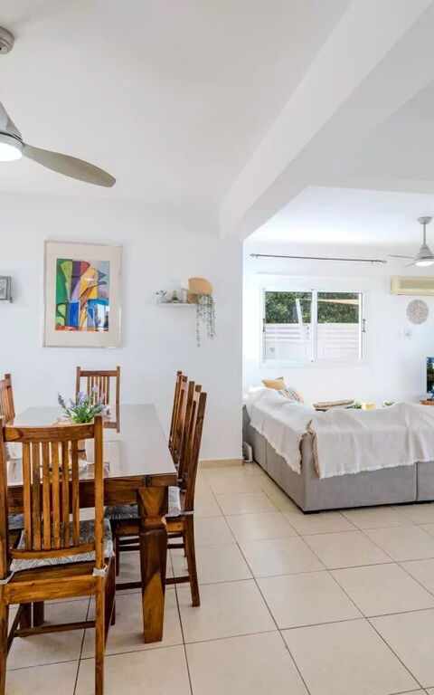 Ayia Triada Beach Gardens: Dining Room, Living Room