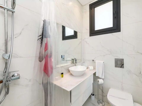 By the Beach - Emerald Seaview Villa