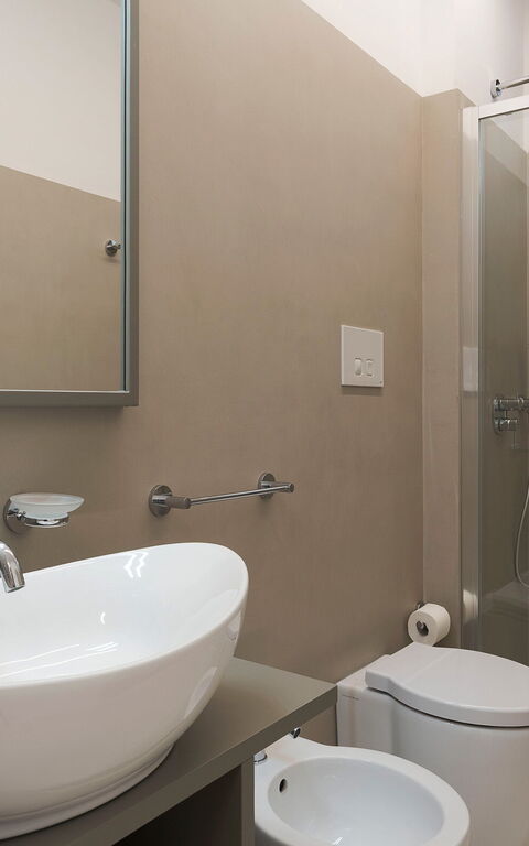 Arabel Plus: Bathroom