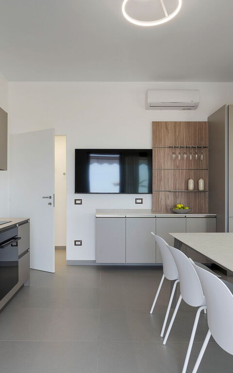 Arabel Plus: Dining Room