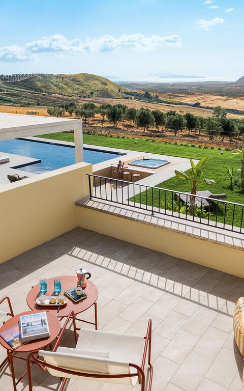 Villa Chabada: Balcony / Terrace / Patio