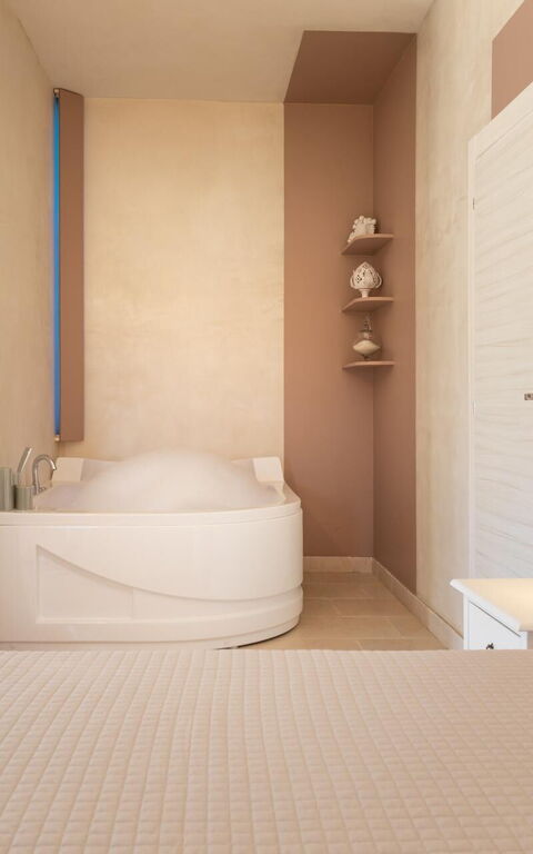 Villa Calanthia: Bedroom