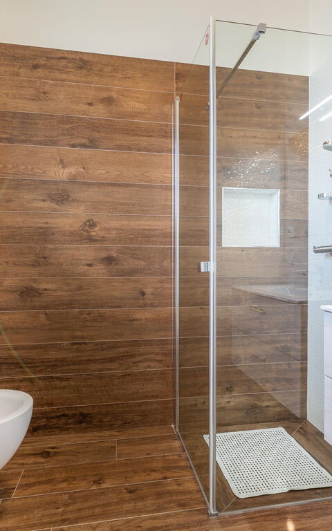 Villa Icaria: Bathroom