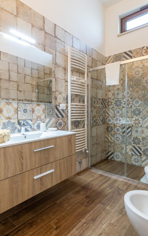 Villa Icaria: Bathroom